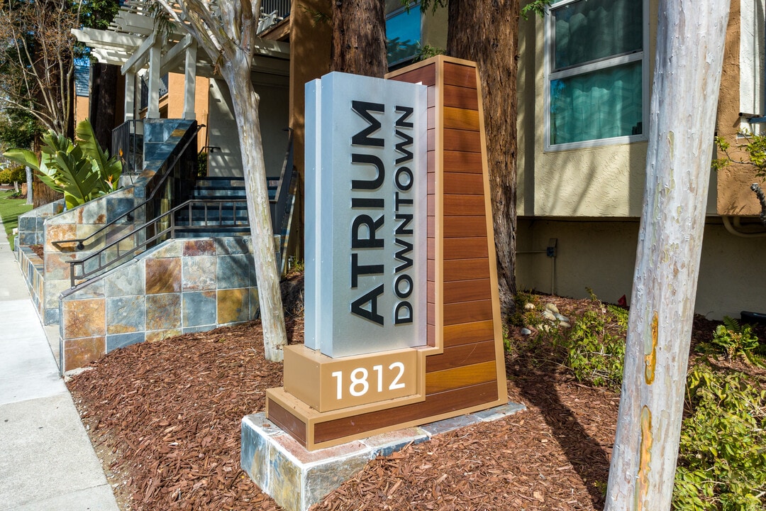 Atrium Downtown in Walnut Creek, CA - Foto de edificio