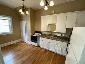 1101 Tennessee St in Lawrence, KS - Building Photo - Building Photo