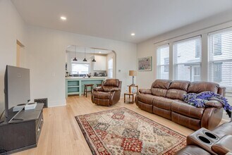 3820 Chicago St in Omaha, NE - Building Photo - Building Photo