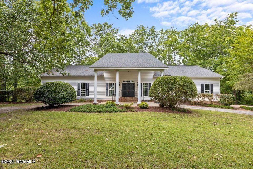 2843 Drake Mallard Dr in Grimesland, NC - Building Photo