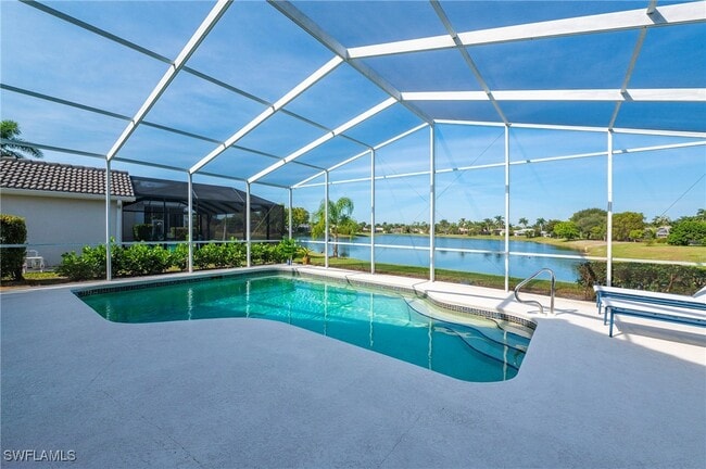 property at 1526 Vintage Ln