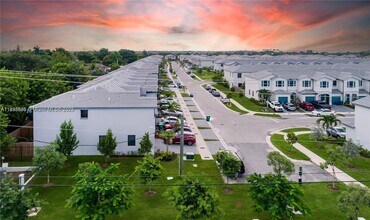 28754 SW 134th Ct in Homestead, FL - Building Photo - Building Photo