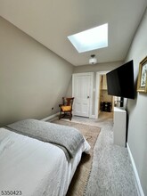 47 Ridgedale Ave in Morristown, NJ - Foto de edificio - Building Photo