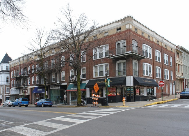 100-114 N Allegheny St