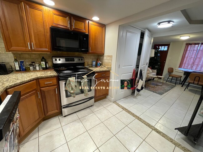 22 Sussex St in Boston, MA - Building Photo - Building Photo