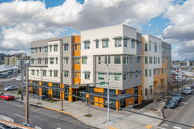 Billy Frank Jr. Place in Olympia, WA - Foto de edificio - Building Photo