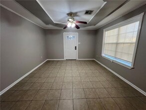 206 W Genie St, Unit 1 in Chalmette, LA - Building Photo - Building Photo