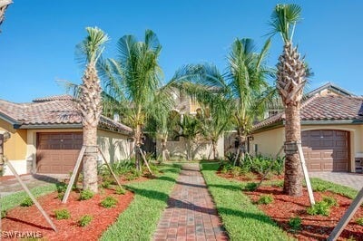 property at 9844 Venezia Cir