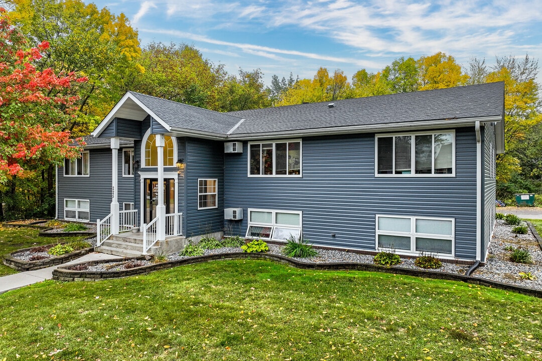 Milaca Apartments in Milaca, MN - Building Photo