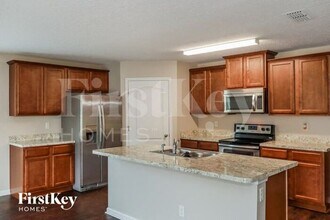 3854 Falcon Crest Dr in Green Cove Springs, FL - Building Photo - Building Photo