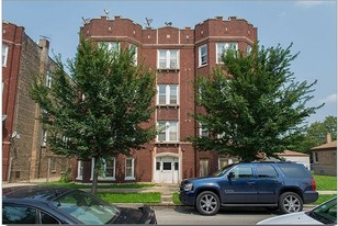 4334 W 18th St Apartments