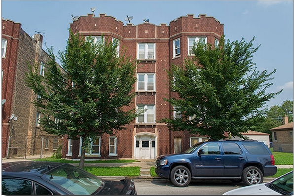 4334 W 18th St in Chicago, IL - Building Photo