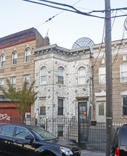 378 Montauk Ave in Brooklyn, NY - Building Photo - Building Photo