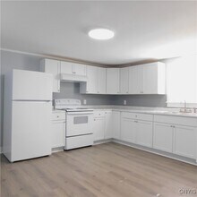 115 Cleveland St in Liverpool, NY - Building Photo - Building Photo