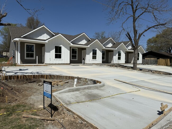 property at 1608 W 5th St