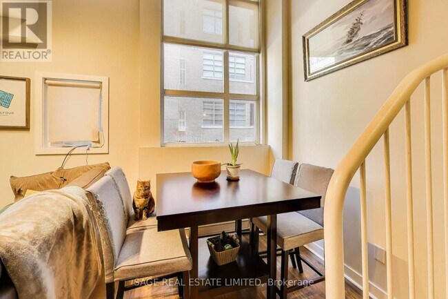 21 Earl St in Toronto, ON - Building Photo - Building Photo