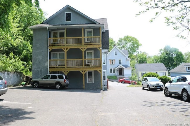 9 Marley Pl in Waterbury, CT - Building Photo - Building Photo