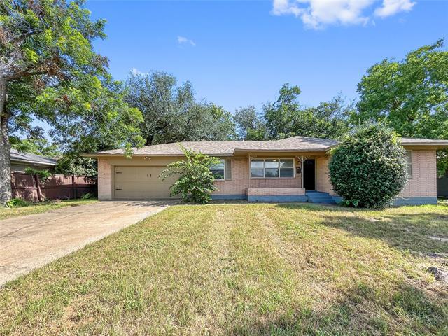 property at 3309 Lockmoor Ln