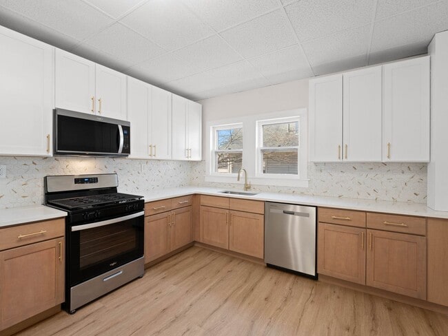 804 E Main St in Millville, NJ - Building Photo - Building Photo