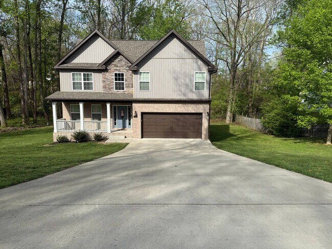 1110 Stonebrook Dr