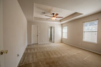 21547 Sullivan Forest Dr in Porter, TX - Building Photo - Building Photo