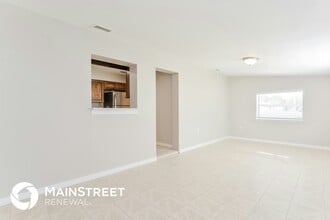 1820 Azalea Ln in DeLand, FL - Building Photo - Building Photo