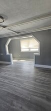 490 Buffinton St, Unit 1 in Fall River, MA - Building Photo - Building Photo