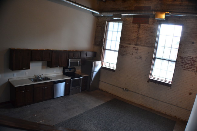 Biscuit Lofts in Eau Claire, WI - Building Photo - Building Photo