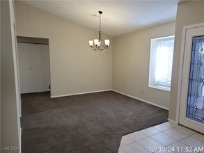 347 Bekasina Dr in Henderson, NV - Building Photo - Building Photo