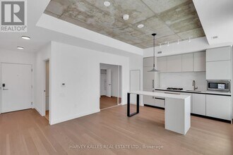 1734 Bayview Ave in Toronto, ON - Building Photo - Building Photo