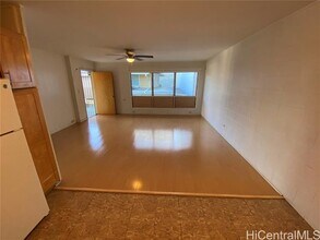 813 Bannister St in Honolulu, HI - Building Photo - Building Photo