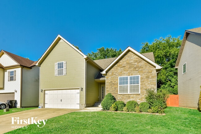 3682 Fox Tail Dr in Clarksville, TN - Building Photo - Building Photo