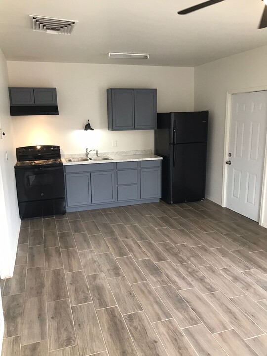 1006 Luna St, Unit 1002 in Las Cruces, NM - Foto de edificio