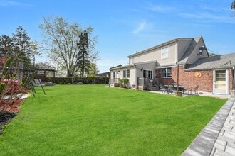 0- 72-72 Yerger Rd in Fair Lawn, NJ - Building Photo - Building Photo