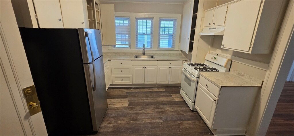 33 Harbor St in Salem, MA - Building Photo