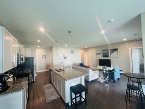 3939 Pinot Dr in Wyoming, MI - Foto de edificio - Building Photo