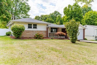 3961 New Rd in Youngstown, OH - Building Photo - Building Photo