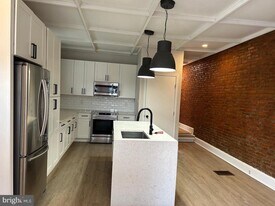 900 N 29th St in Philadelphia, PA - Building Photo