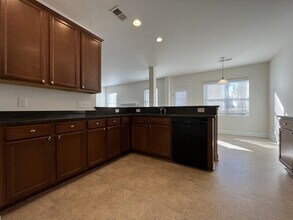 11907 Carolina Blossom Ln in Pineville, NC - Building Photo - Building Photo