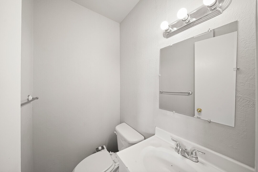 14415 Insley St in Houston, TX - Foto de edificio