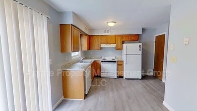26 Sand St in Albany, NY - Building Photo - Building Photo