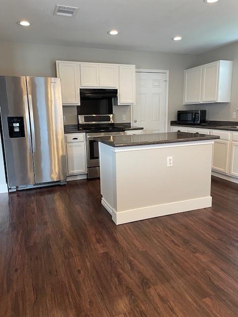 4402 King's Canyon Dr in Taylor, TX - Building Photo - Building Photo