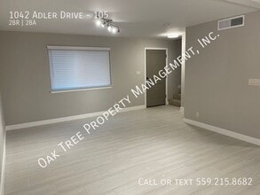 1042 Adler Dr in Clovis, CA - Building Photo - Building Photo