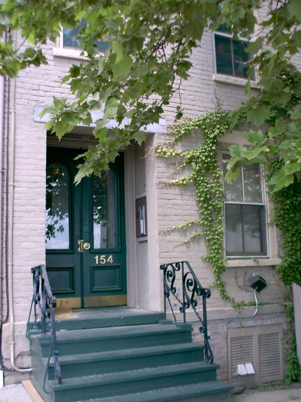 154 S Swan St in Albany, NY - Building Photo - Building Photo