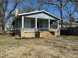 1408 SW Byron St in Topeka, KS - Building Photo