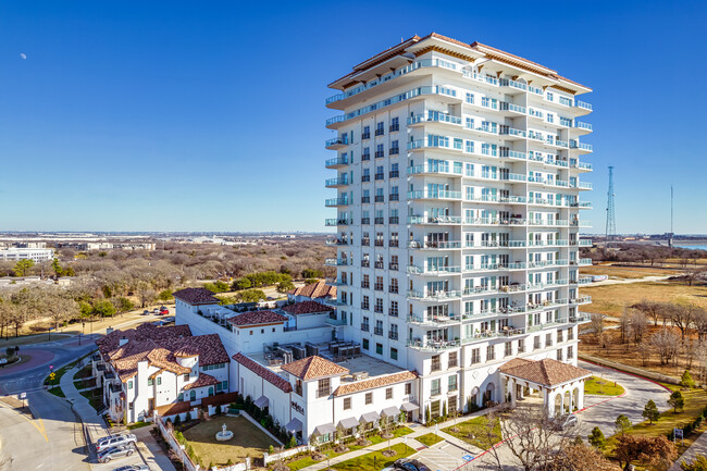 2800 Lakeside Pky in Flower Mound, TX - Building Photo - Building Photo