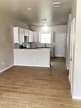 10445 Wicklowe St in Houston, TX - Building Photo - Building Photo