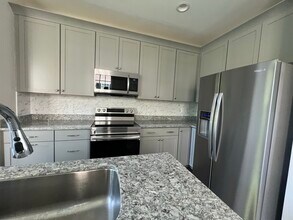 1036 Abbott St in Mebane, NC - Building Photo - Building Photo