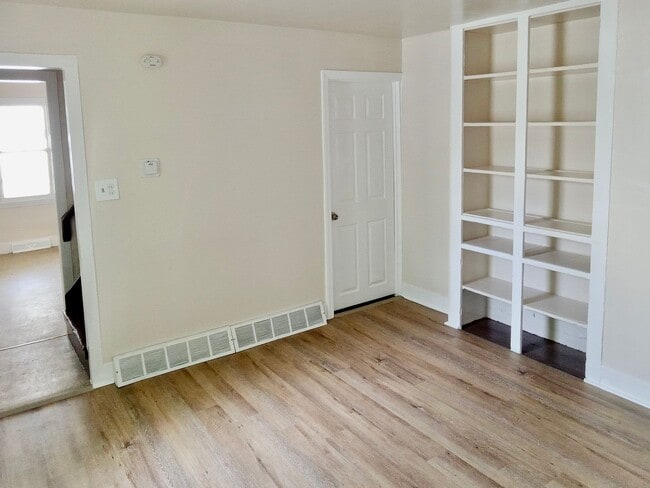 property at 181 Vine St