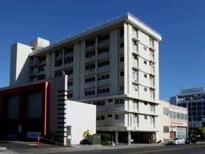 The Banyan Ala Moana in Honolulu, HI - Foto de edificio - Building Photo